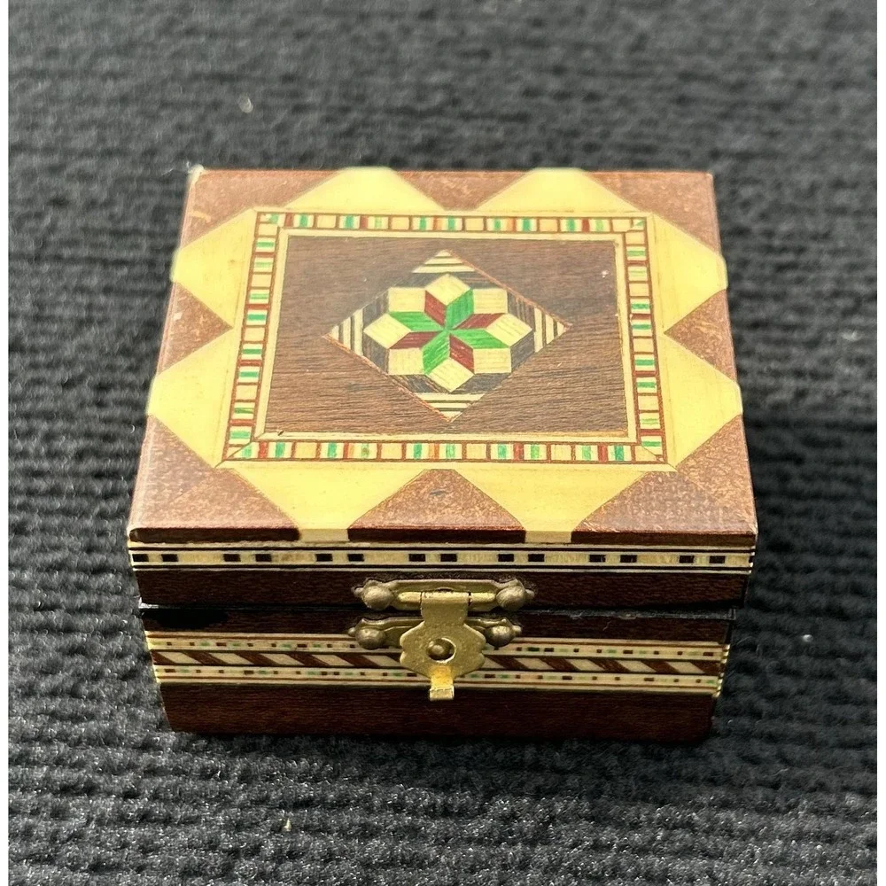 Vintage Marquetry‎ Wood Trinket Box Small Inlaid Geometric Jewelry Chest Lined